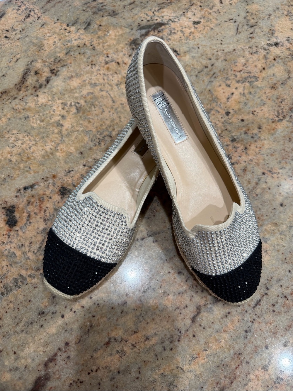 INC International Concepts Black & Cream Rhinestone Cap-Toe Ballet Flats Sz 9.5